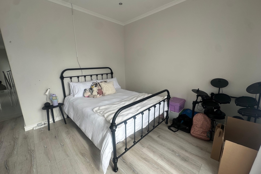 To Let 4 Bedroom Property for Rent in Parklands North Western Cape